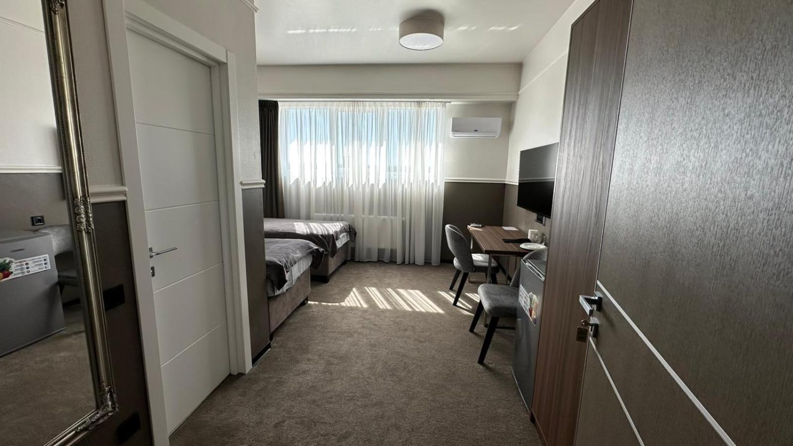 Mini Hotel On Brovarskaya Brovary Εξωτερικό φωτογραφία