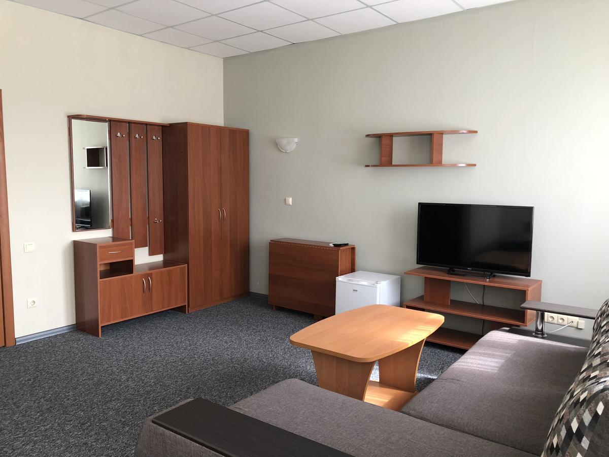Mini Hotel On Brovarskaya Brovary Εξωτερικό φωτογραφία