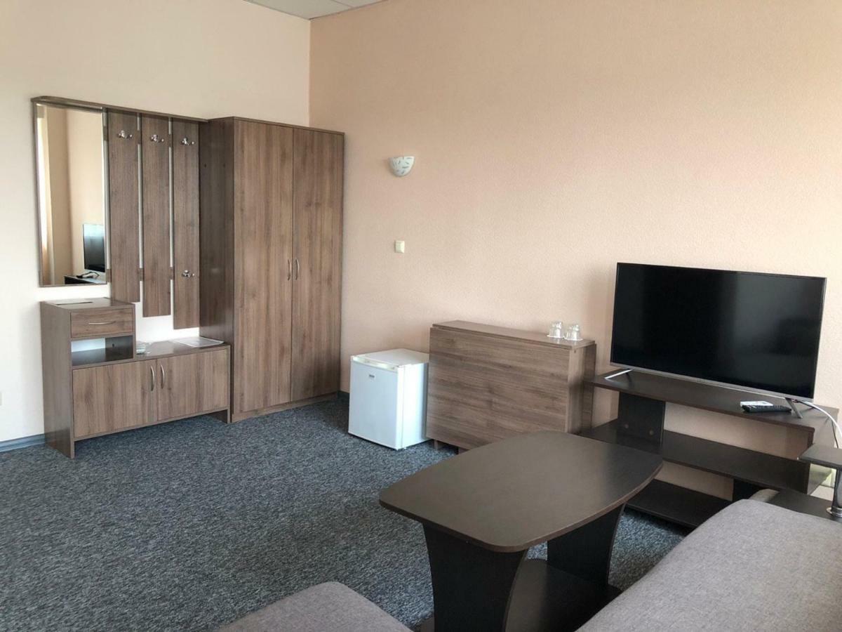 Mini Hotel On Brovarskaya Brovary Εξωτερικό φωτογραφία